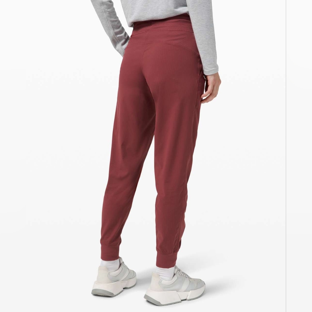 Lululemon Dance Studio Jogger Savannah